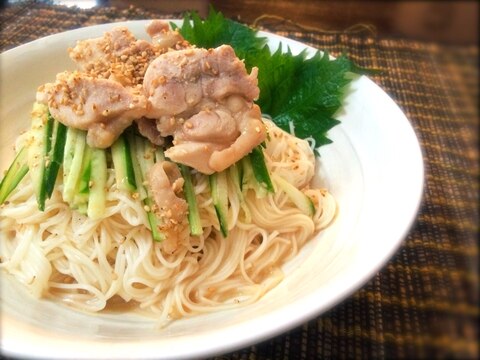 ゴマ鶏ぶっかけ素麺。